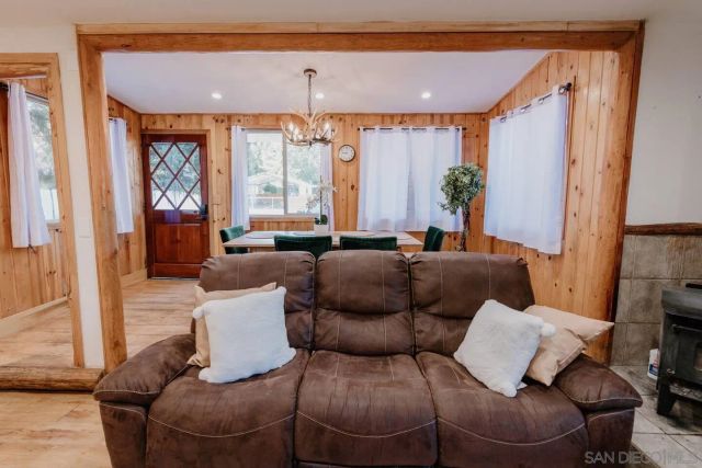 1027 W Country Club Blvd, Big Bear City, CA 92314