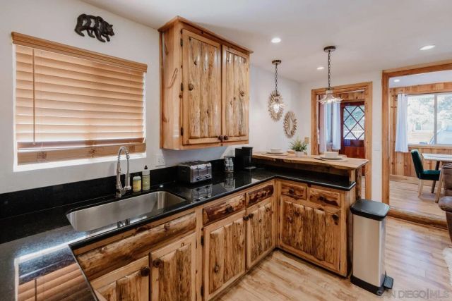 1027 W Country Club Blvd, Big Bear City, CA 92314