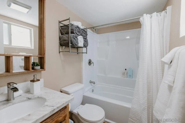 1027 W Country Club Blvd, Big Bear City, CA 92314