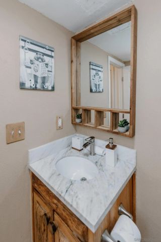 1027 W Country Club Blvd, Big Bear City, CA 92314