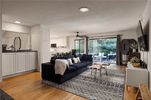 25582 Rangewood Road, Laguna Hills, CA 92653