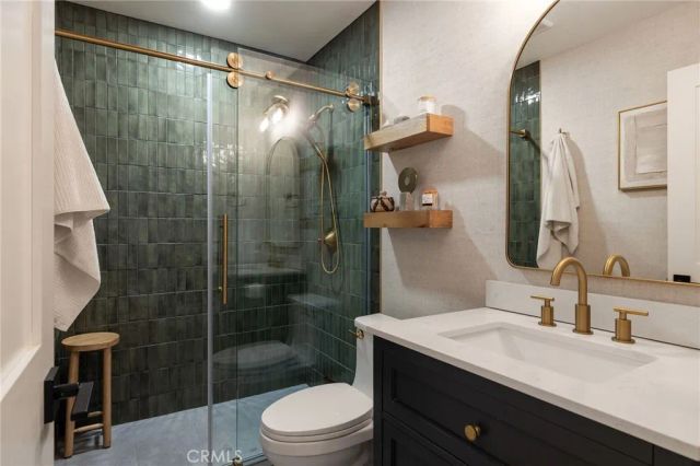 25582 Rangewood Road, Laguna Hills, CA 92653