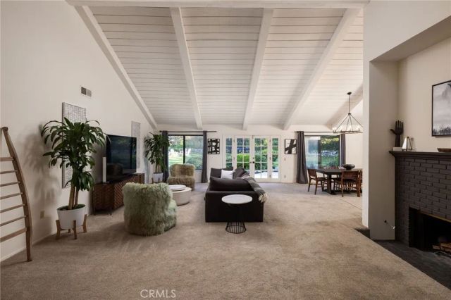 25582 Rangewood Road, Laguna Hills, CA 92653