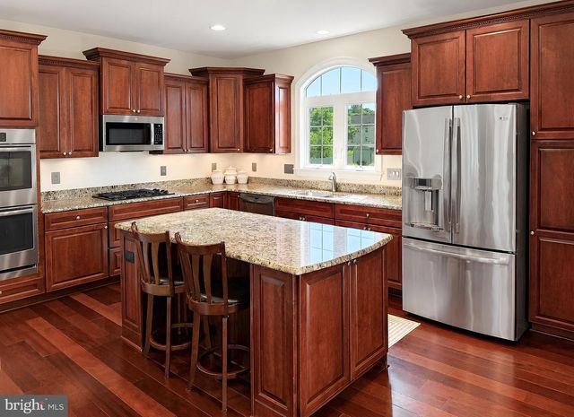 24318 MILEY DR, Hollywood, MD 20636
