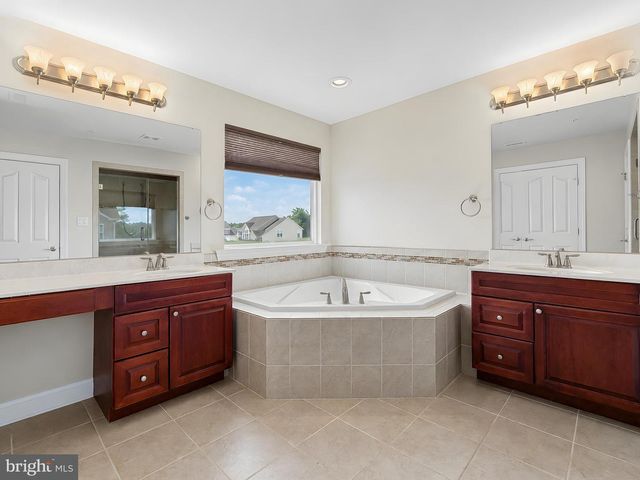 24318 MILEY DR, Hollywood, MD 20636
