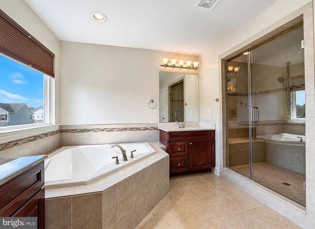 24318 MILEY DR, Hollywood, MD 20636