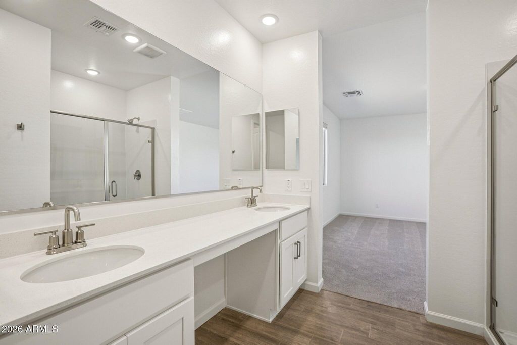 Image 29 of property listing at 32094 N BUCKAROO Road, San Tan Valley, AZ 85140