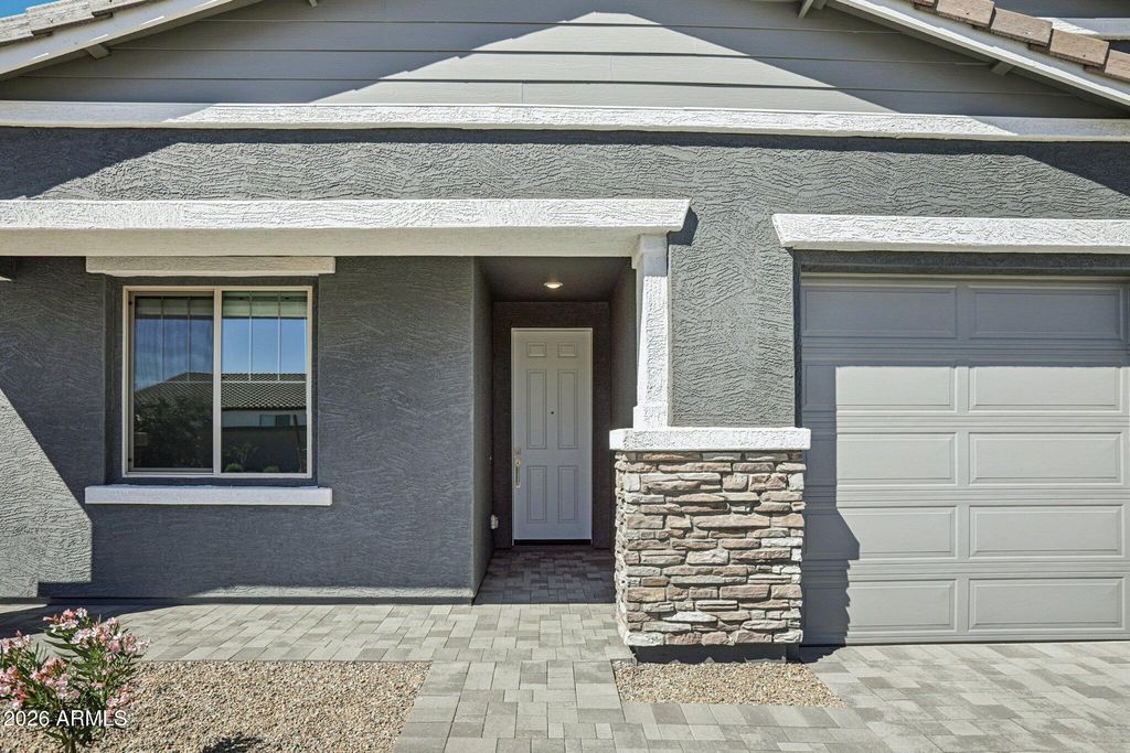 Image 4 of property listing at 32094 N BUCKAROO Road, San Tan Valley, AZ 85140