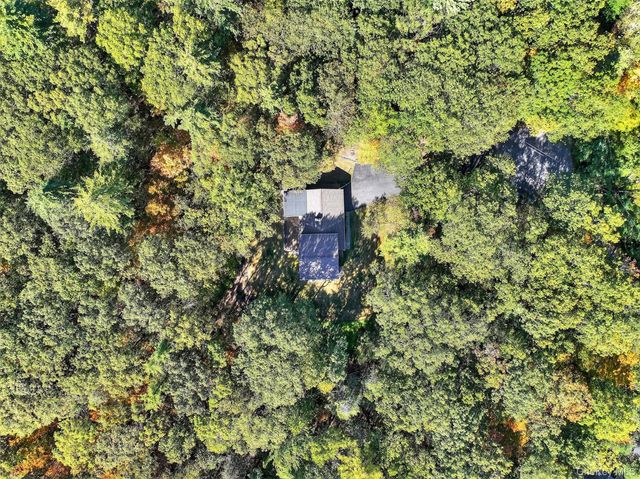 19 Livingston Court, Woodstock, NY 12498