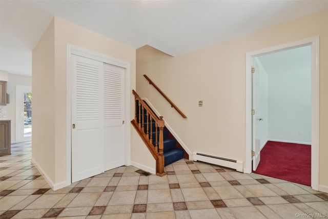 19 Livingston Court, Woodstock, NY 12498