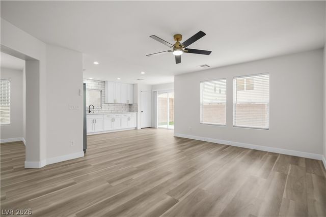 6772 Oak Mist Street, Las Vegas, NV 89139