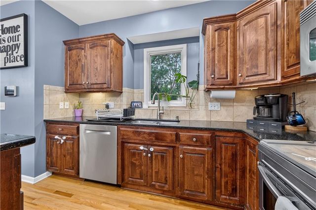 11020 Augusta Drive, Kansas City, KS 66109