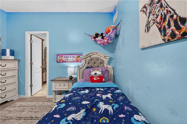 11020 Augusta Drive, Kansas City, KS 66109
