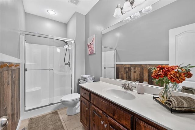 11020 Augusta Drive, Kansas City, KS 66109