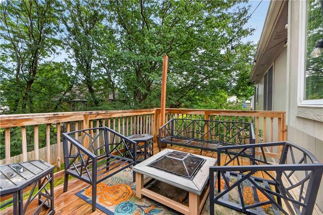 11020 Augusta Drive, Kansas City, KS 66109