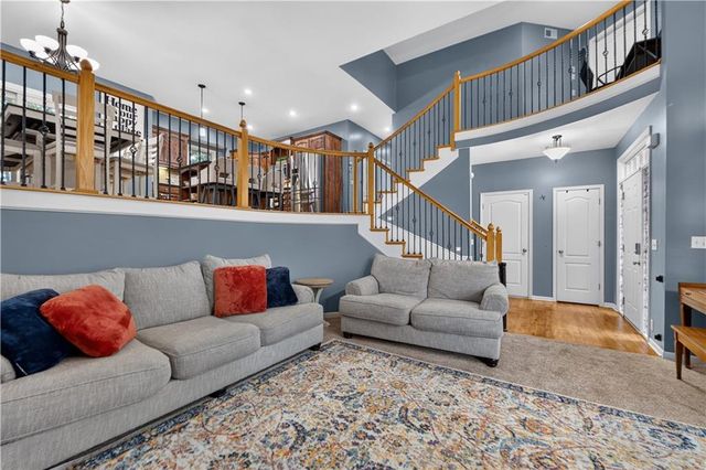 11020 Augusta Drive, Kansas City, KS 66109
