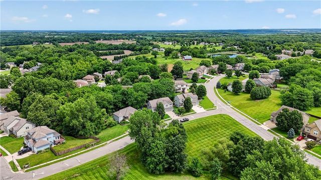 11020 Augusta Drive, Kansas City, KS 66109