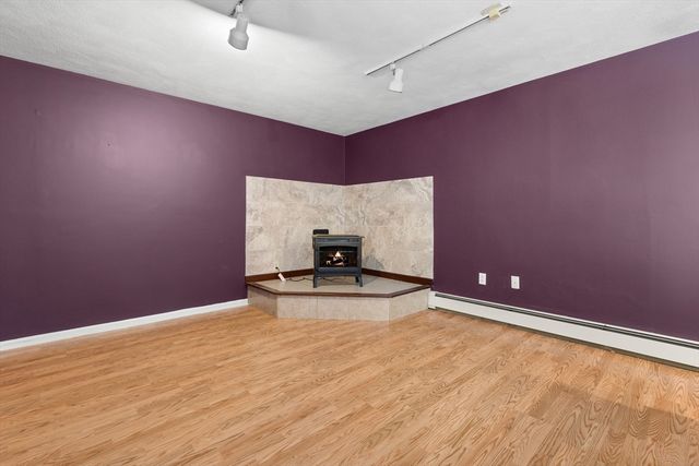 11 Central St, Georgetown, MA 01833