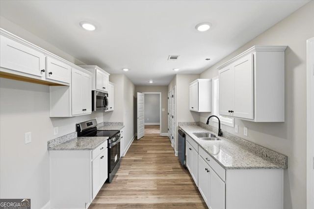 400 Woodhaven Road, Centerville, GA 31028