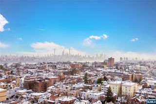 770 Anderson Avenue 19R, Cliffside Park, NJ 07010