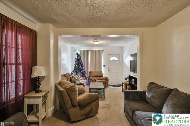 1127 Spruce, Easton, PA 18042