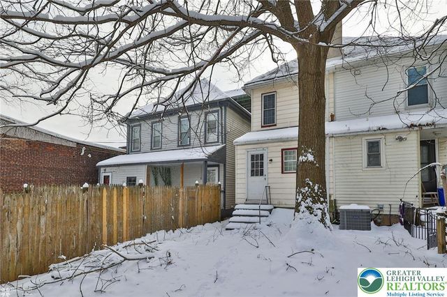 1127 Spruce, Easton, PA 18042