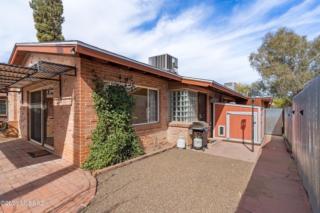 3137 E Terra Alta Boulevard, Tucson, AZ 85716