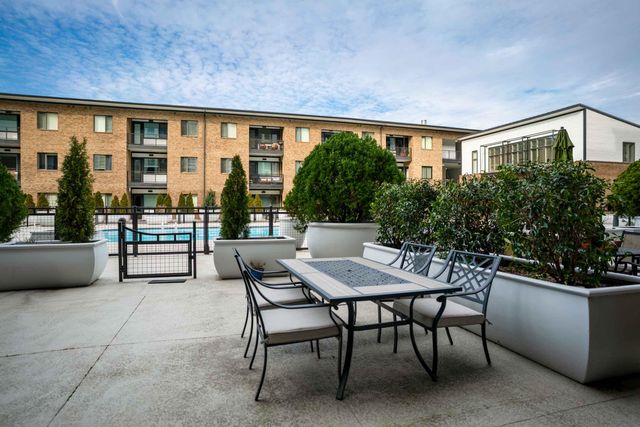 200 Manufacturers Road Apt 219, Chattanooga, TN 37405