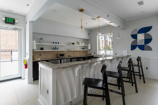 200 Manufacturers Road Apt 219, Chattanooga, TN 37405