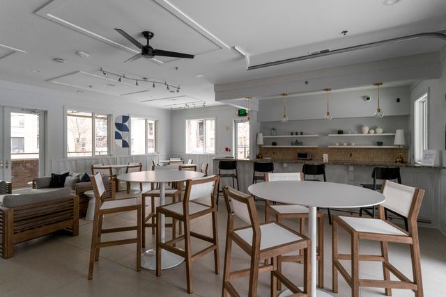 200 Manufacturers Road Apt 219, Chattanooga, TN 37405