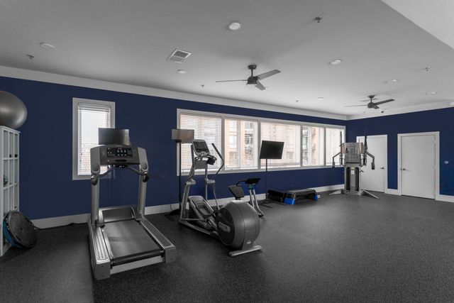 200 Manufacturers Road Apt 219, Chattanooga, TN 37405