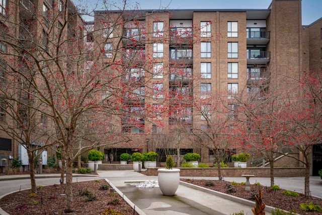 200 Manufacturers Road Apt 219, Chattanooga, TN 37405