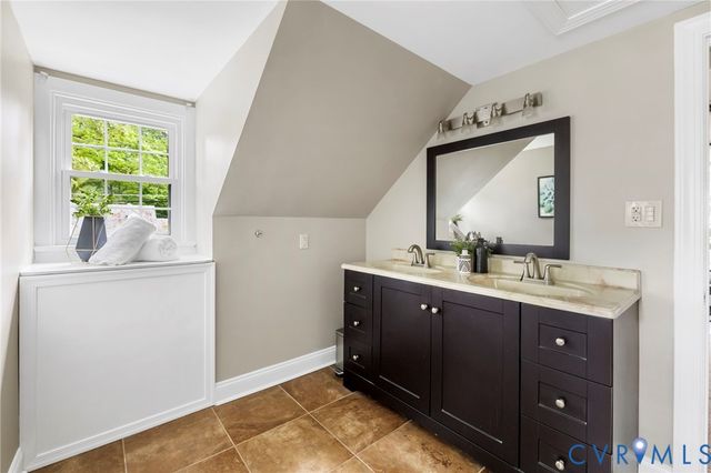 1315 Camden Dr, Henrico, VA 23229
