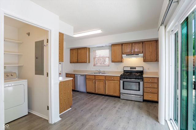 7726 Orchard Village Drive, Indianapolis, IN 46217