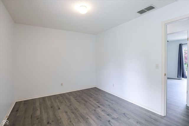 7726 Orchard Village Drive, Indianapolis, IN 46217