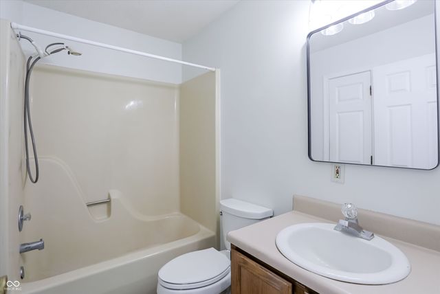 7726 Orchard Village Drive, Indianapolis, IN 46217