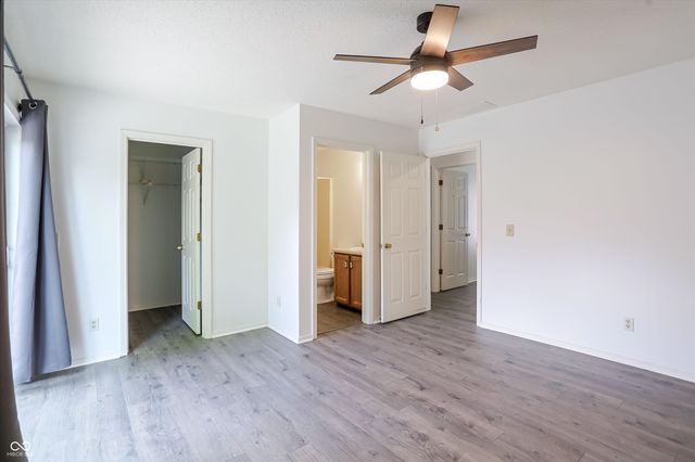 7726 Orchard Village Drive, Indianapolis, IN 46217