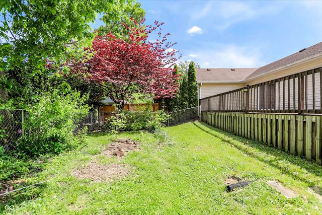 7726 Orchard Village Drive, Indianapolis, IN 46217