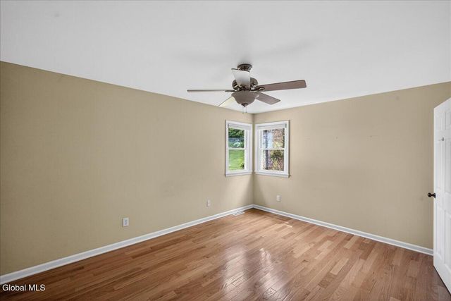 23 Victoria Way, Albany, NY 12209