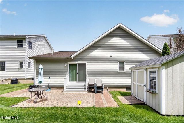 23 Victoria Way, Albany, NY 12209