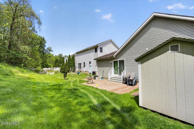 23 Victoria Way, Albany, NY 12209