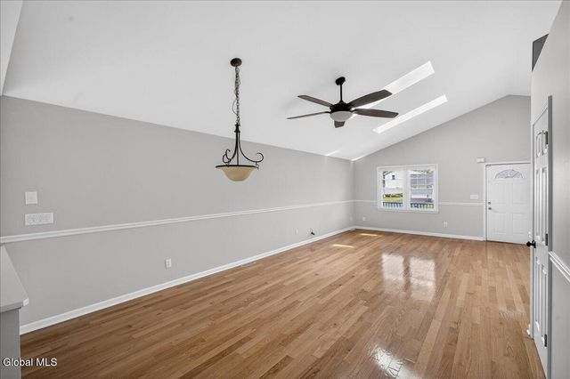 23 Victoria Way, Albany, NY 12209