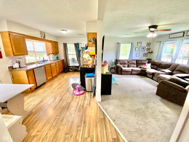 1740 S County Road 600 E, Butlerville, IN 47223