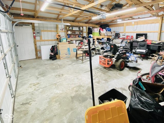 1740 S County Road 600 E, Butlerville, IN 47223