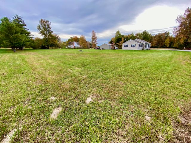 1740 S County Road 600 E, Butlerville, IN 47223