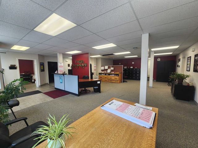 21 Water Street, Orleans, VT 05860