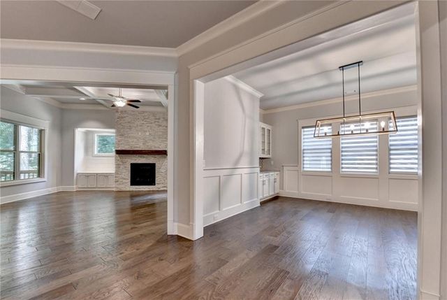 925 Settles Creek Way, Suwanee, GA 30024