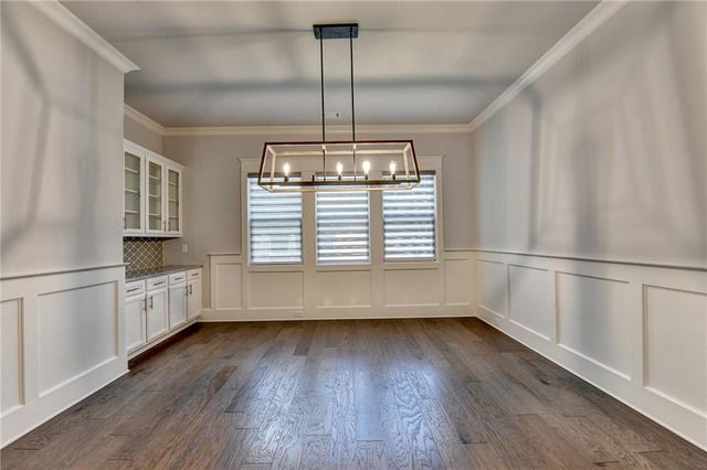 925 Settles Creek Way, Suwanee, GA 30024