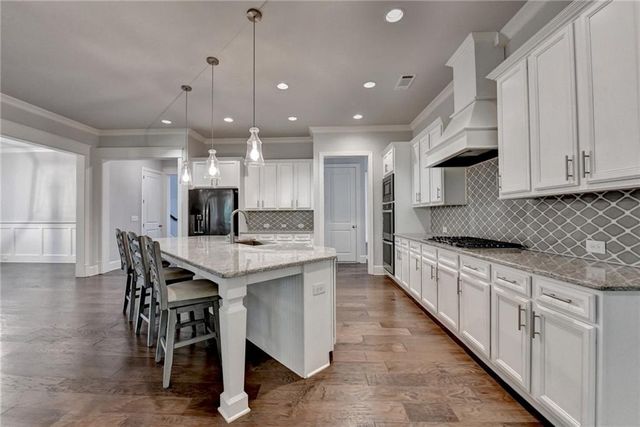 925 Settles Creek Way, Suwanee, GA 30024