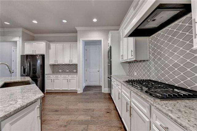 925 Settles Creek Way, Suwanee, GA 30024